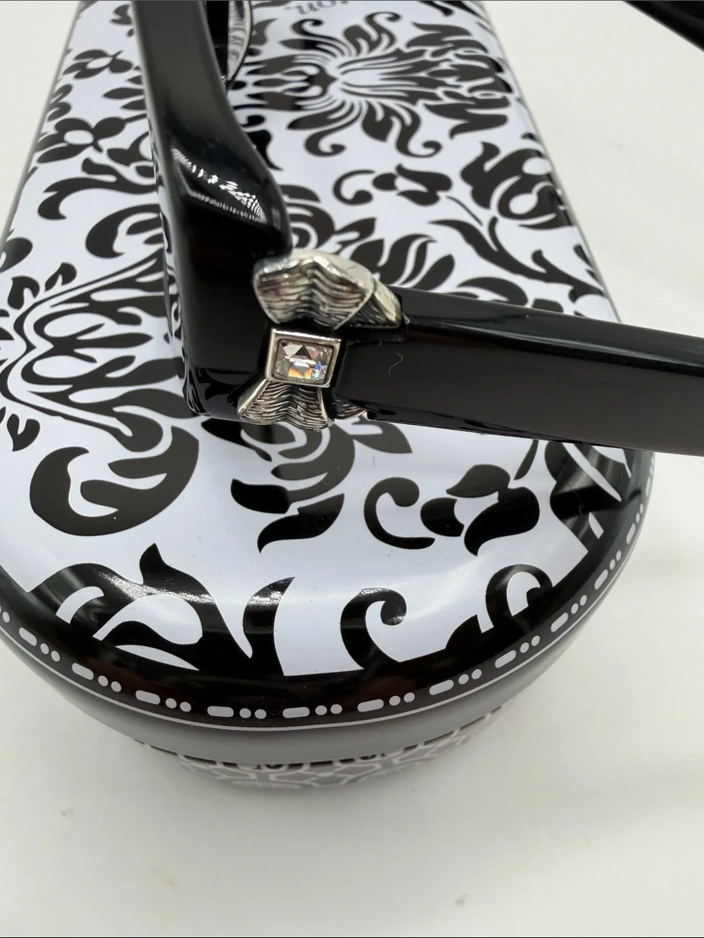 Brighton Girlie Bow Black Reading Glasses with Decorative Case 1.0